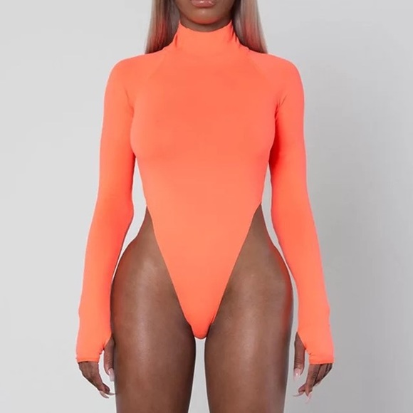 Long sleeved bodysuit - Picture 1 of 2